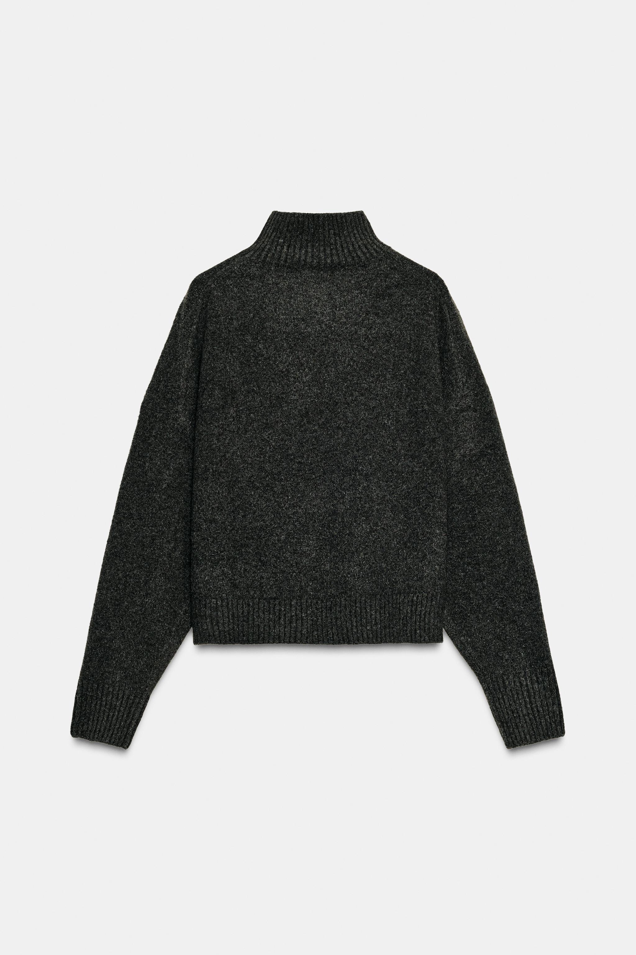 SOFT KNIT HIGH NECK JUMPER